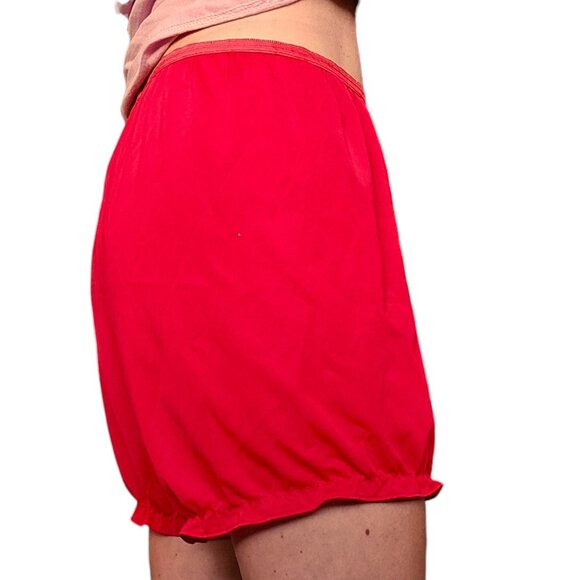VTG 60s Red Nylon Bloomers Pinup Sissy Size M To L Ruffle Leg‎ Lingerie Shorts - Picture 4 of 11
